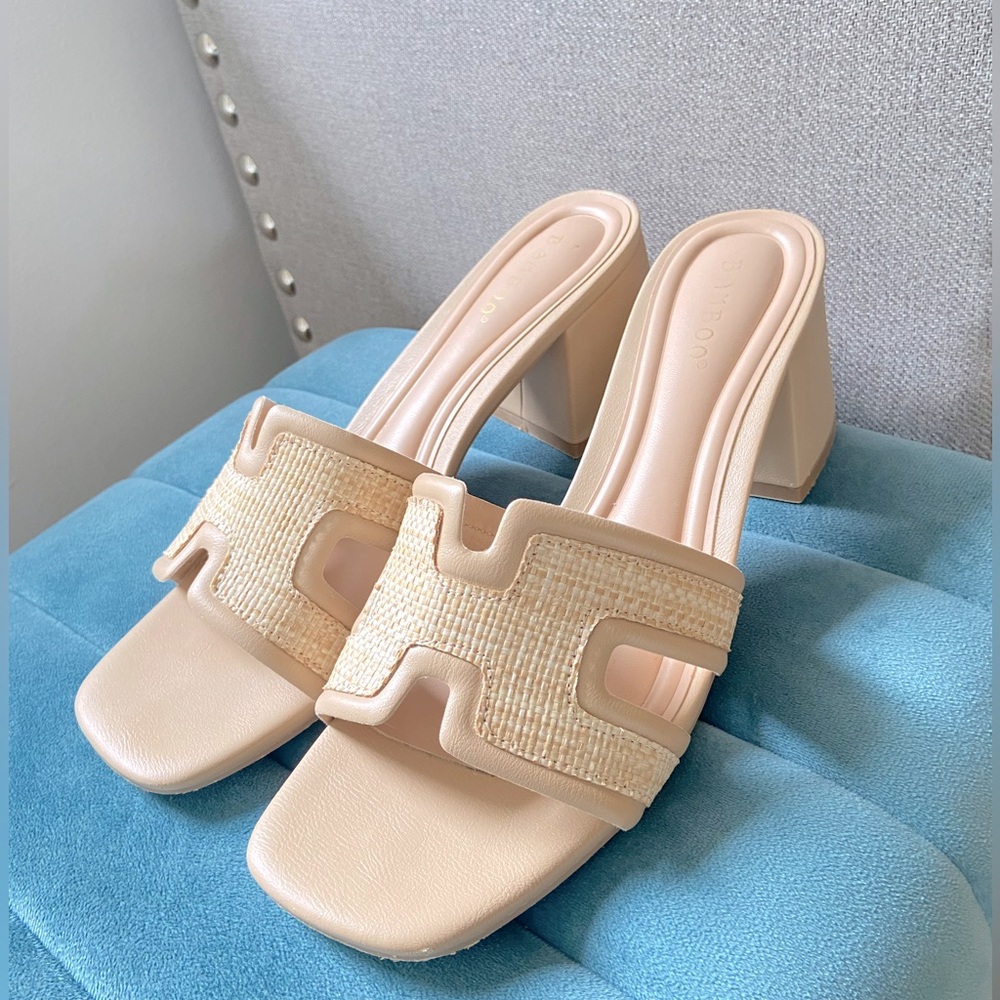 BAMBOO H Style Block Heels Size 10